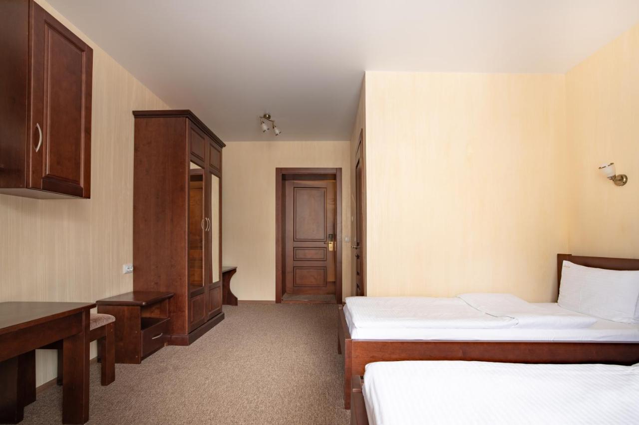 Private Rooms In Hotel Lift 1R 布克维 外观 照片