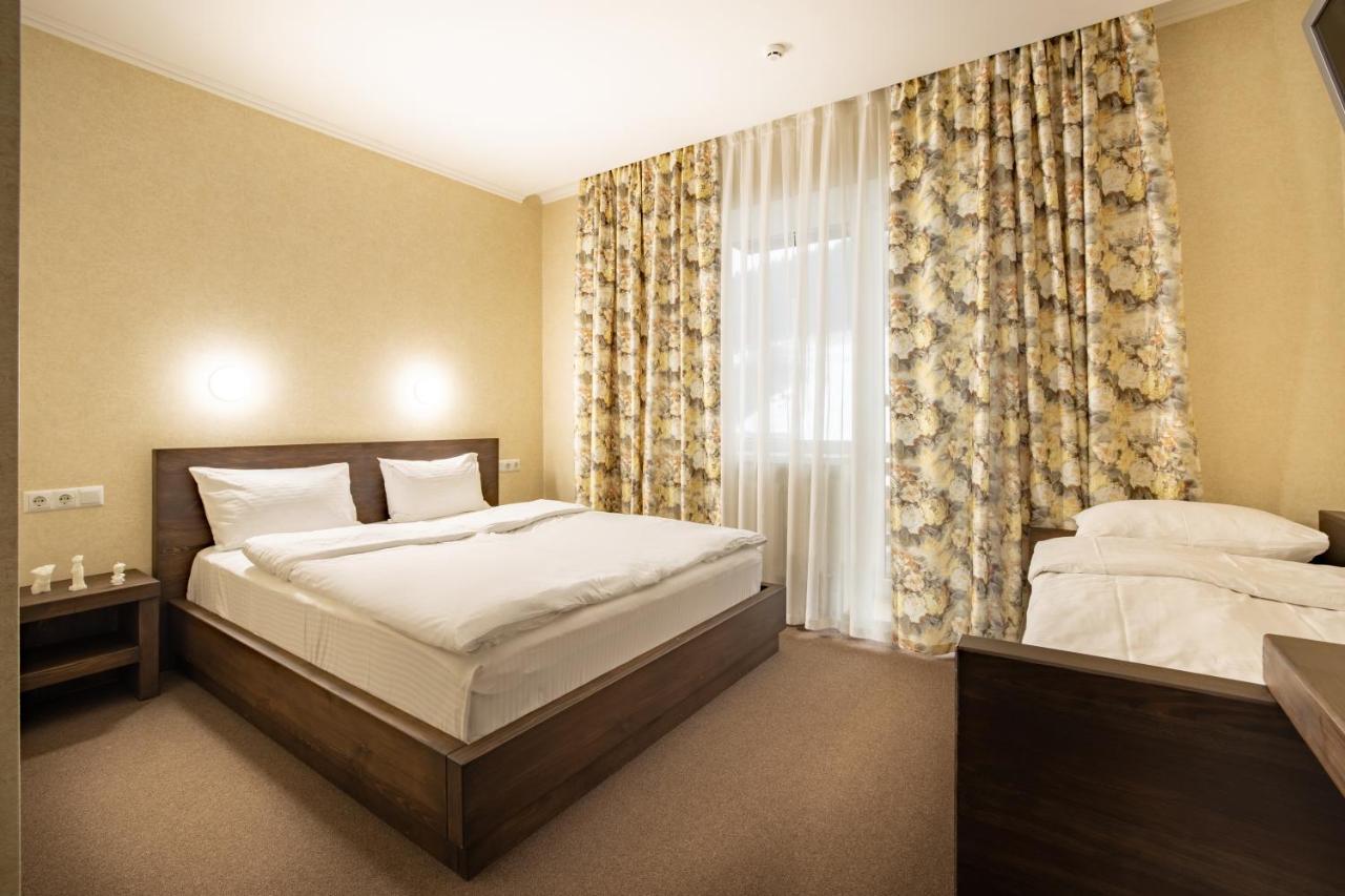 Private Rooms In Hotel Lift 1R 布克维 外观 照片