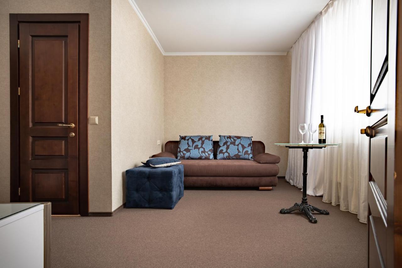Private Rooms In Hotel Lift 1R 布克维 外观 照片