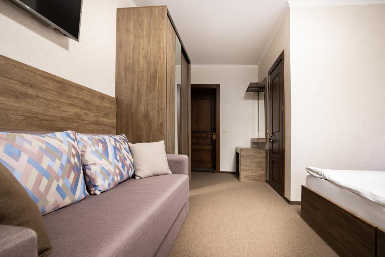 Private Rooms In Hotel Lift 1R 布克维 外观 照片