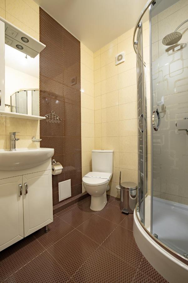 Private Rooms In Hotel Lift 1R 布克维 外观 照片