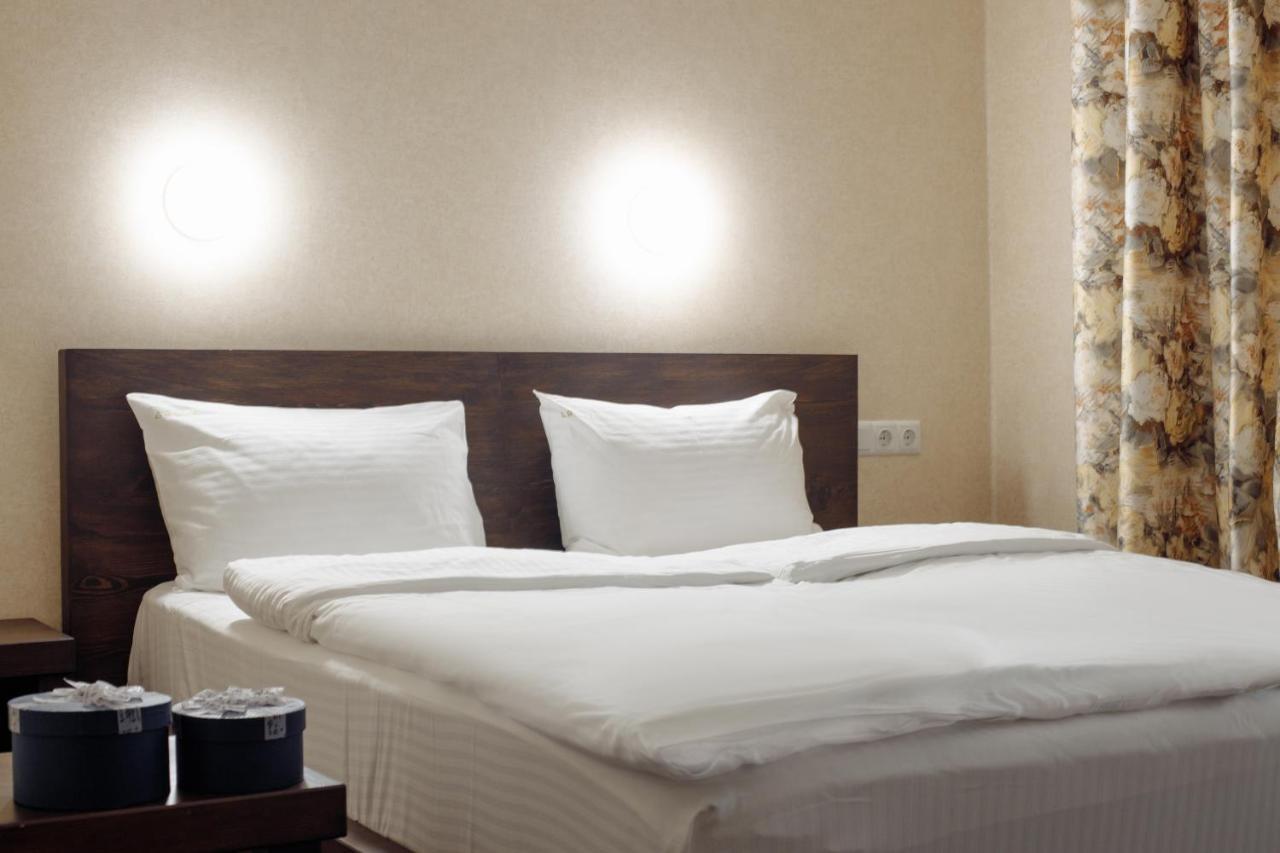 Private Rooms In Hotel Lift 1R 布克维 外观 照片